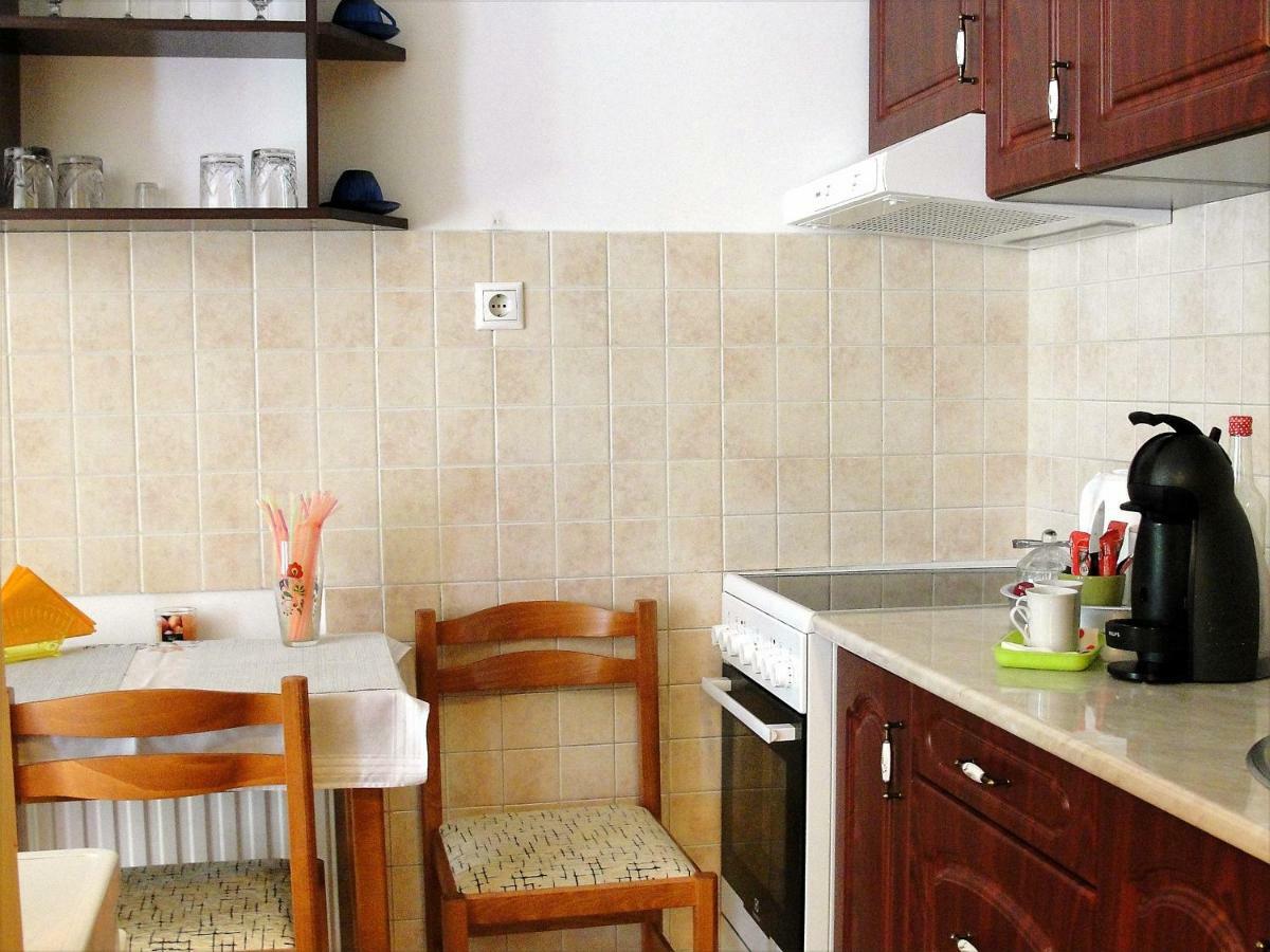 Inci Apartman Pécs Eksteriør billede